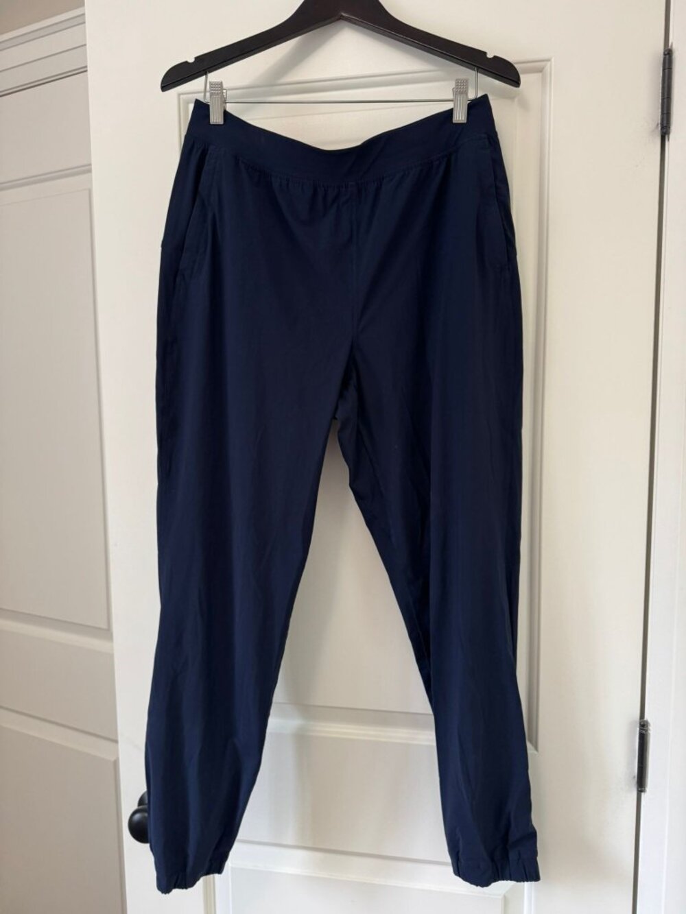 Lululemon Adapted State High-Rise Jogger - Size 10 - Black